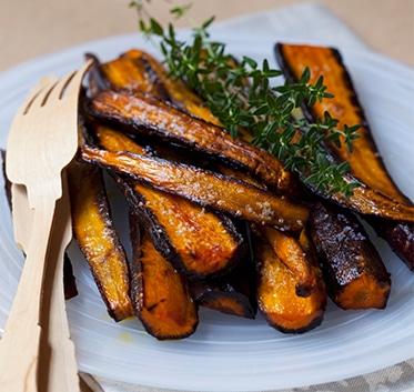 Oven-Roasted Carrots with Thyme